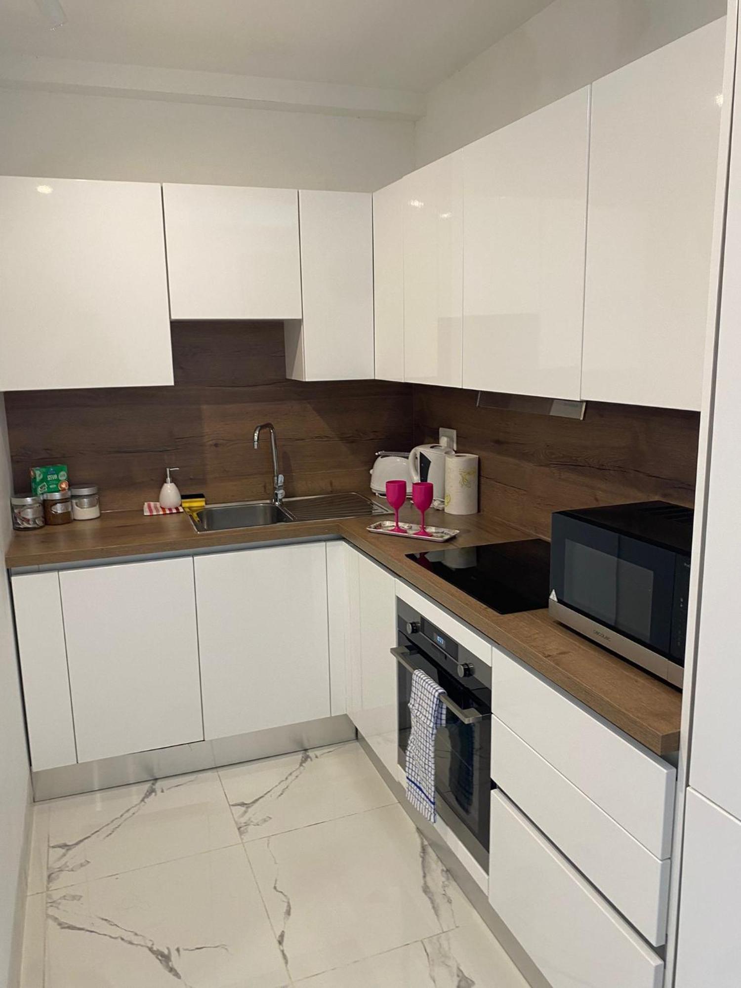 R2 Double Msida, In Share Flat Kwatera prywatna *